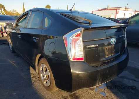 2013 Toyota Prius Two z USA, uszkodzony, nr VIN JTDKN3DU2D0342323
